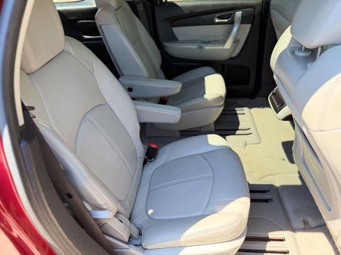 Used 2012 GMC Acadia SLT AWD/4WD image 13