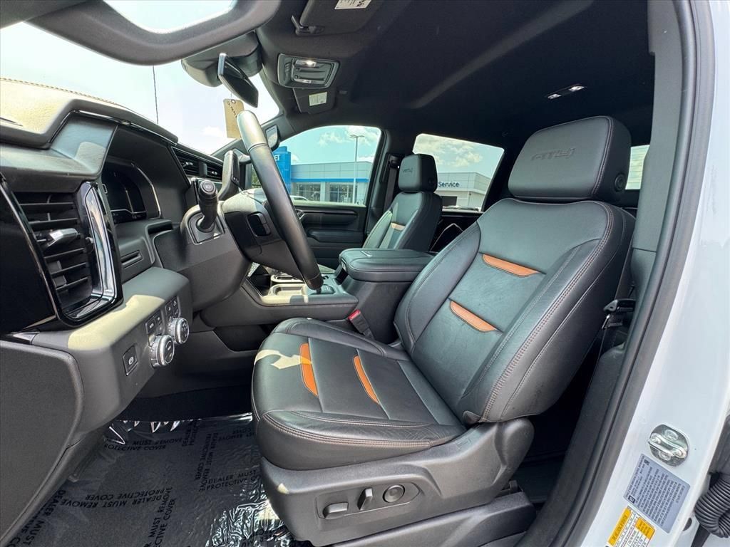 Used 2025 GMC Sierra 2500 AT4 AWD/4WD image 19