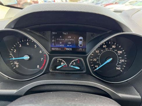 Used 2019 Ford Escape SE image 13