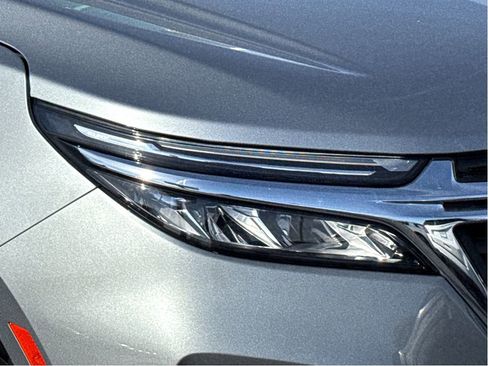 Used 2024 Chevrolet Equinox LT image 5