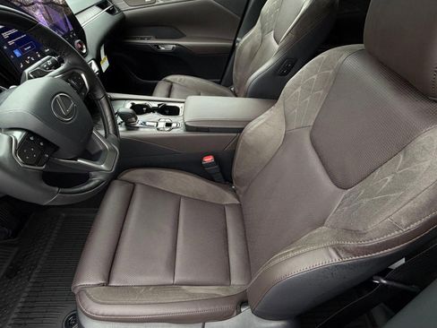 New 2026 Lexus RX 450h AWD image 23