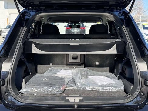 New 2026 Mitsubishi Outlander ES image 10