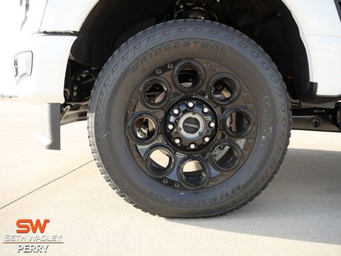 New 2026 Ford F350 Lariat w/ Black Appearance Package image 10