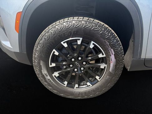 Certified 2025 Chevrolet Traverse Z71 AWD/4WD image 9