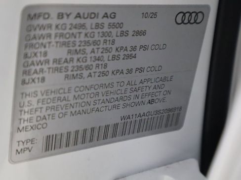 Used 2025 Audi Q5 Premium w/ Convenience Package AWD/4WD image 34