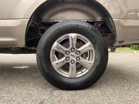 Used 2018 Ford F150 XLT w/ Equipment Group 302A Luxury AWD/4WD image 22
