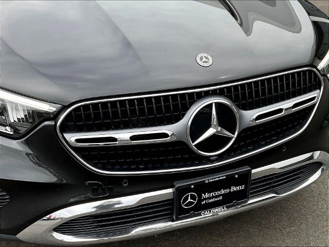 Certified 2023 Mercedes-Benz GLC 300 4MATIC image 35