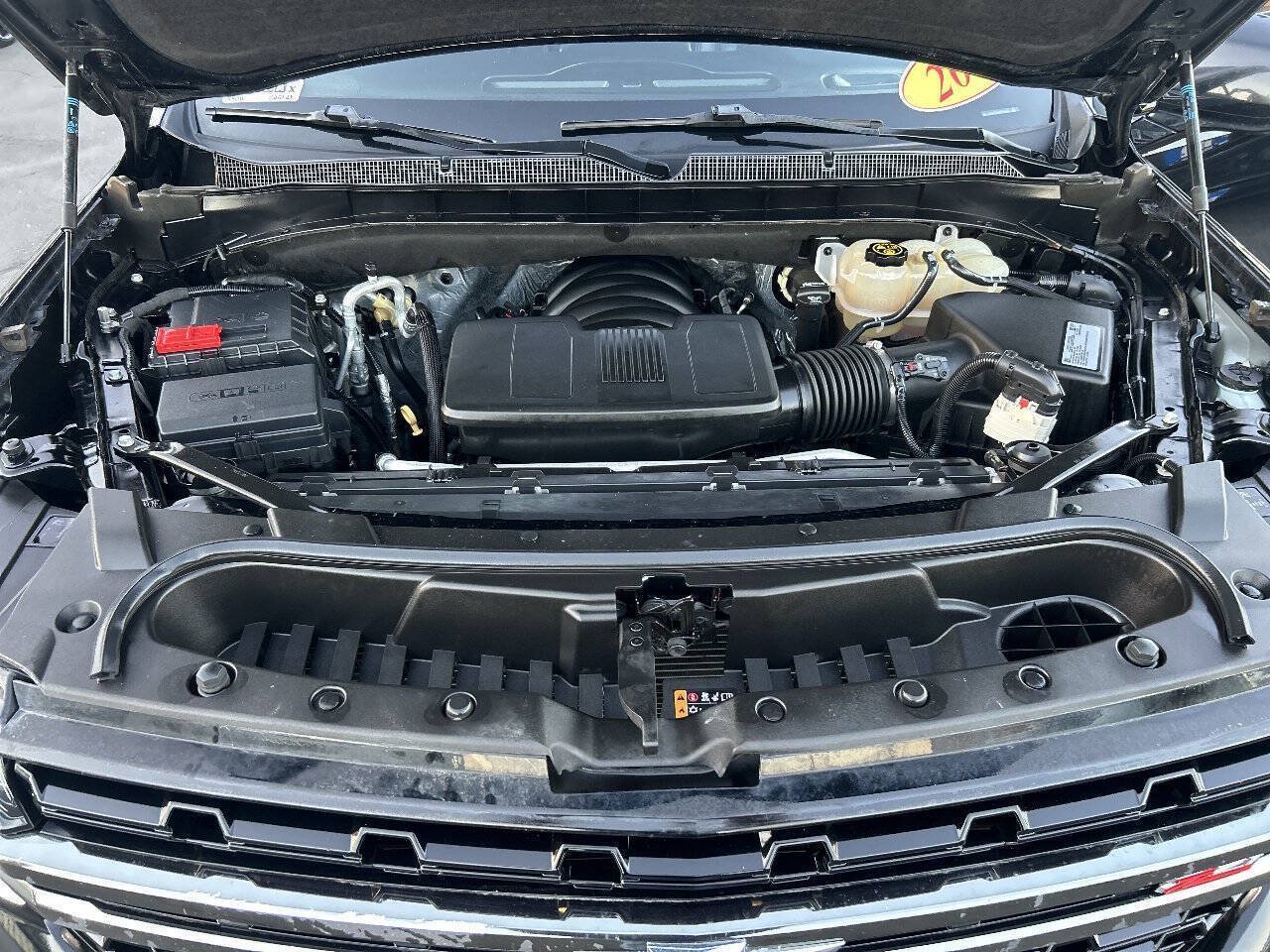 Used 2021 Chevrolet Tahoe Z71 w/ Z71 Signature Package AWD/4WD image 24