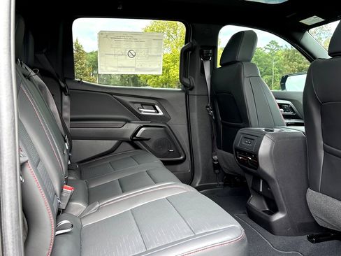 New 2024 Chevrolet Silverado EV RST image 15