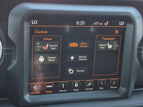 Used 2019 Jeep Wrangler Unlimited Sahara w/ Uconnect 4C Nav & Sound Group AWD/4WD image 26