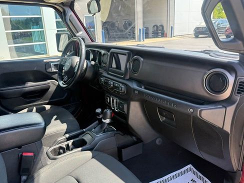 Used 2021 Jeep Wrangler Sport AWD/4WD image 15