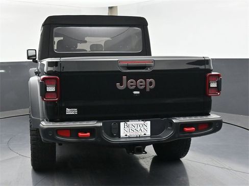 Used 2024 Jeep Gladiator Rubicon w/ Safety Group image 34