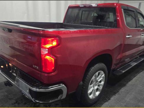 Used 2022 Chevrolet Silverado 1500 LTZ w/ Technology Package image 9