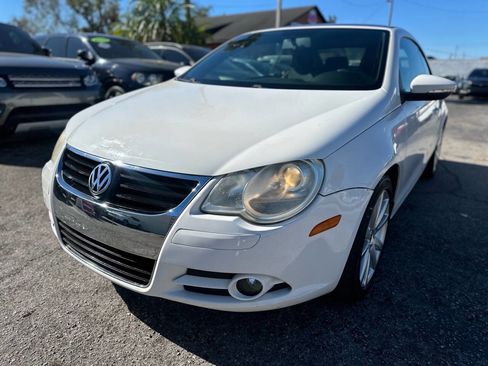 Used 2010 Volkswagen Eos Komfort image 3