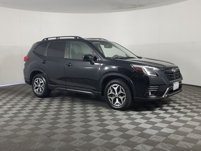 Used 2022 Subaru Forester Premium w/ Popular Package #1