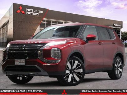 New 2025 Mitsubishi Outlander SE