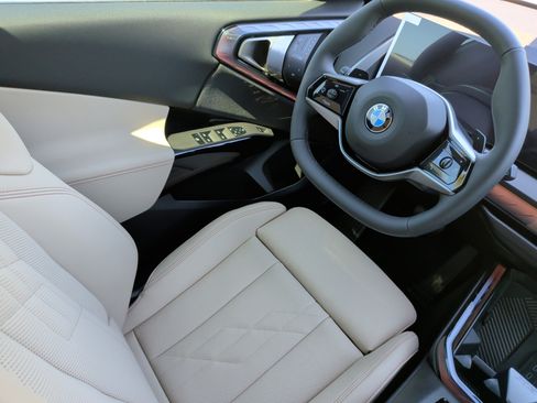 New 2026 BMW X3 xDrive30 w/ Convenience Package image 35