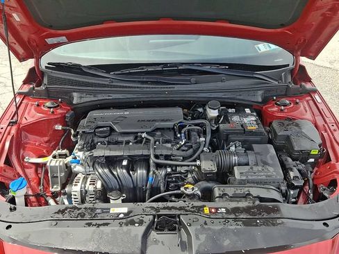 Certified 2025 Hyundai Elantra Sport FWD image 29