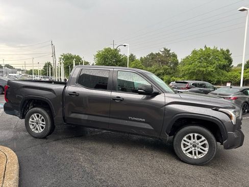 Used 2024 Toyota Tundra SR5 w/ SR5 Convenience Package AWD/4WD image 6