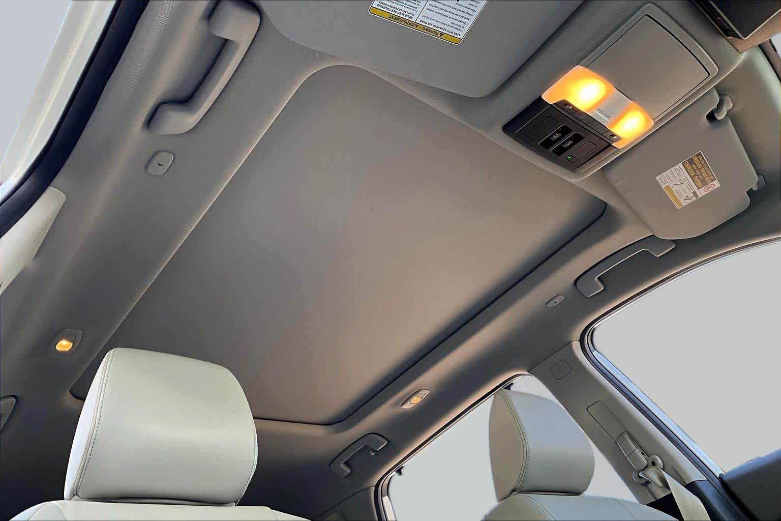 Used 2023 Nissan Rogue SL w/ SL Premium Package FWD image 14
