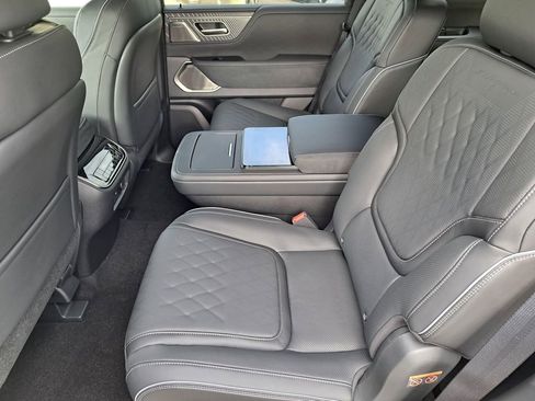 New 2026 INFINITI QX80 Autograph w/ Premium Cargo Package AWD/4WD image 13