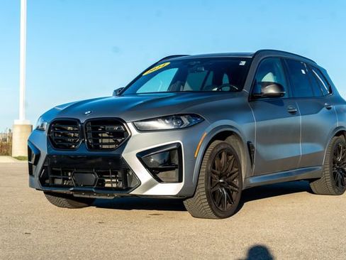 Used 2024 BMW X5 M Competition w/ Premium Package image 3