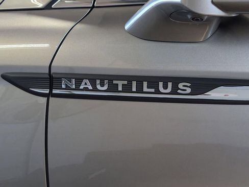 Certified 2023 Lincoln Nautilus Reserve w/ Equipment Group 201A AWD/4WD image 10