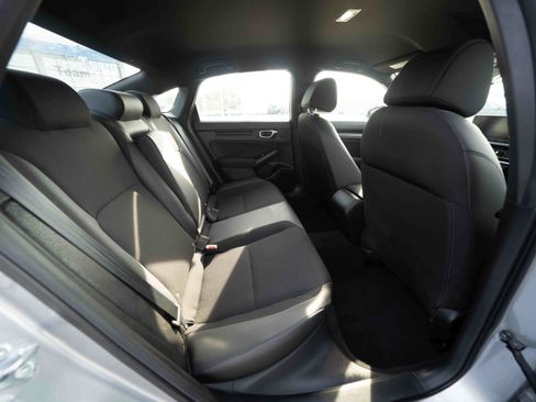 Used 2025 Honda Civic Sport image 24