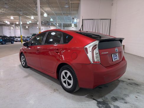 Used 2014 Toyota Prius Two image 5