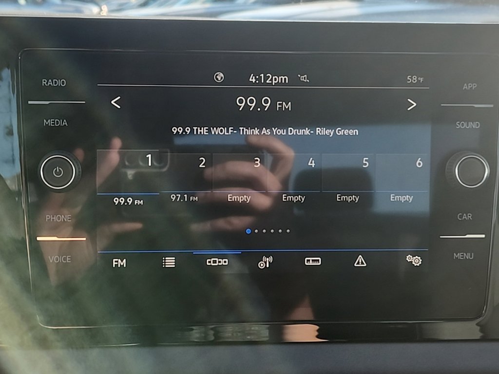New 2027 Volkswagen Jetta SE FWD image 14