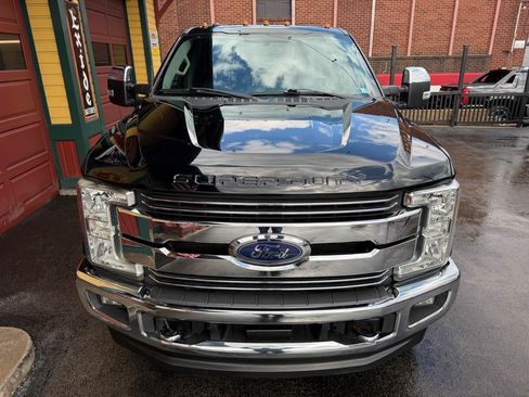 Used 2017 Ford F350 Lariat w/ Chrome Package AWD/4WD image 11