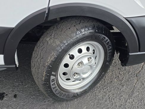 Used 2023 Ford Transit 250 Medium Roof AWD image 48