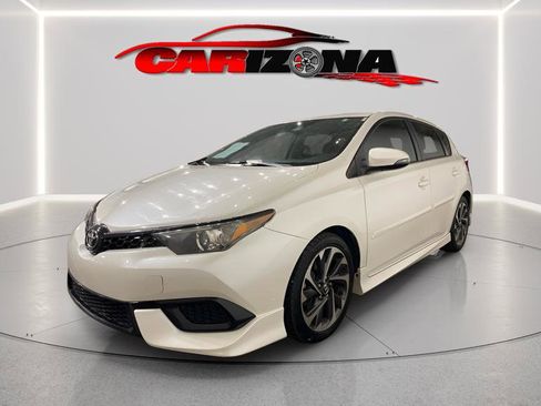 Used 2018 Toyota Corolla iM image 7