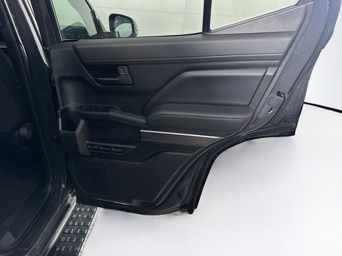 Used 2025 Toyota 4Runner SR5 image 30