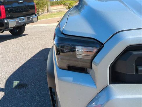 Certified 2025 Toyota 4Runner SR5 image 10