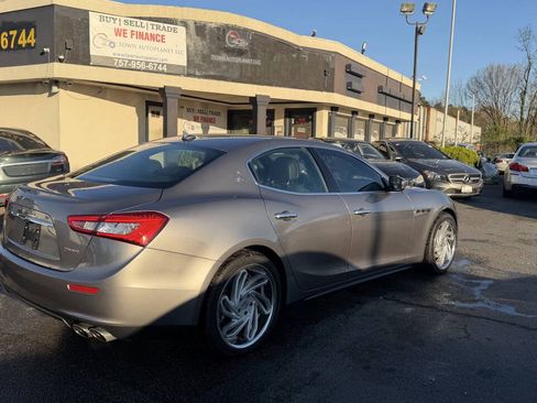 Used 2017 Maserati Ghibli S Q4 AWD/4WD image 7