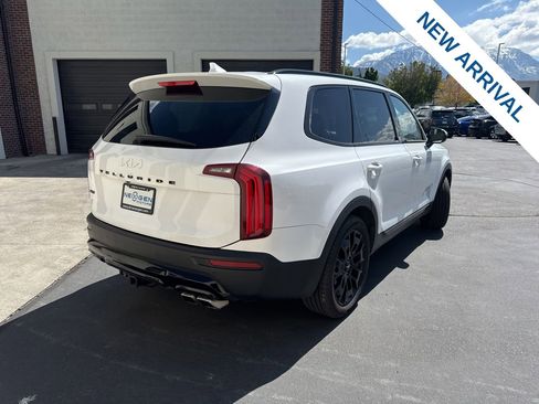 Used 2022 Kia Telluride SX w/ SX Prestige Package AWD/4WD image 7