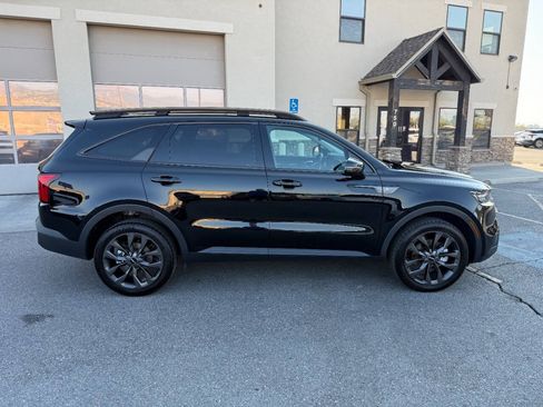 Used 2023 Kia Sorento SX Prestige AWD/4WD image 9