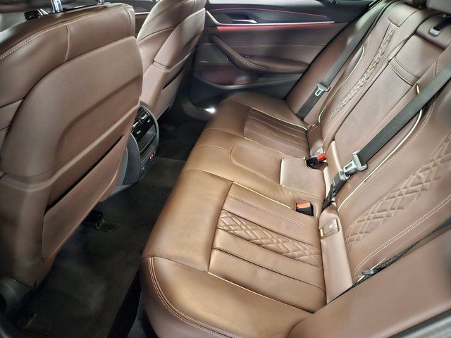 Certified 2023 BMW M550i xDrive AWD/4WD image 18