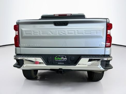 Used 2024 Chevrolet Silverado 1500 LT AWD/4WD image 7