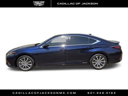 Used 2021 Lexus ES 300h w/ Premium Package FWD image 25