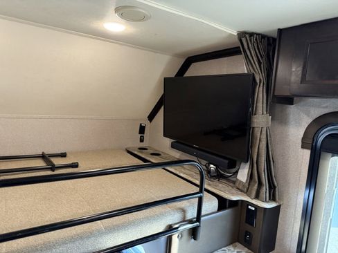 Used 2018 RAM 5500 SLT w/ Quick Order Package 29G SLT image 53