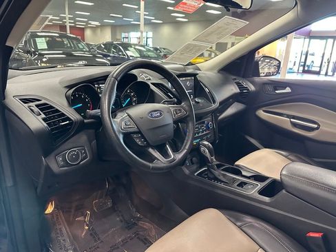 Used 2019 Ford Escape SEL image 14
