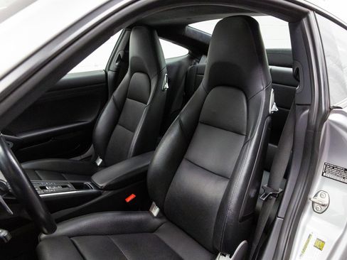 Used 2018 Porsche 911 Carrera S w/ Sport Package image 40