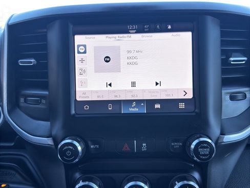 Used 2024 RAM 2500 Big Horn image 24