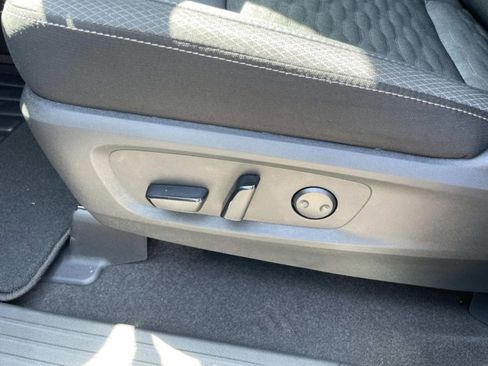 New 2026 Nissan Pathfinder SV FWD image 21