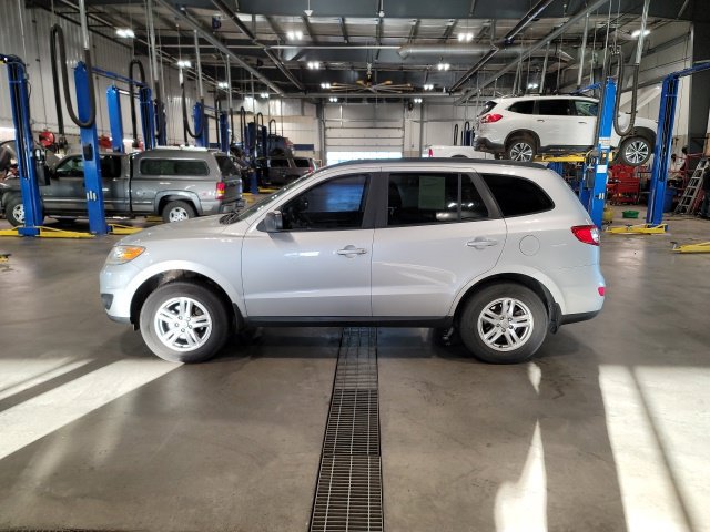 Used 2012 Hyundai Santa Fe GLS FWD image 4