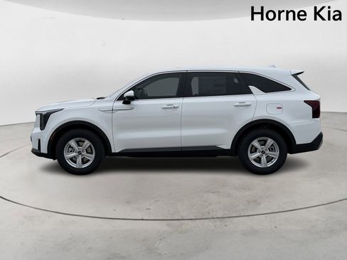 New 2026 Kia Sorento LX FWD image 6