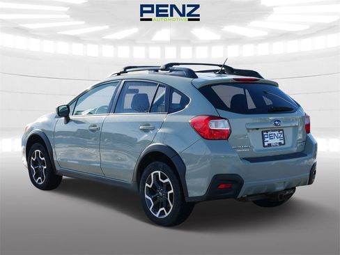Used 2017 Subaru Crosstrek 2.0i Premium image 5