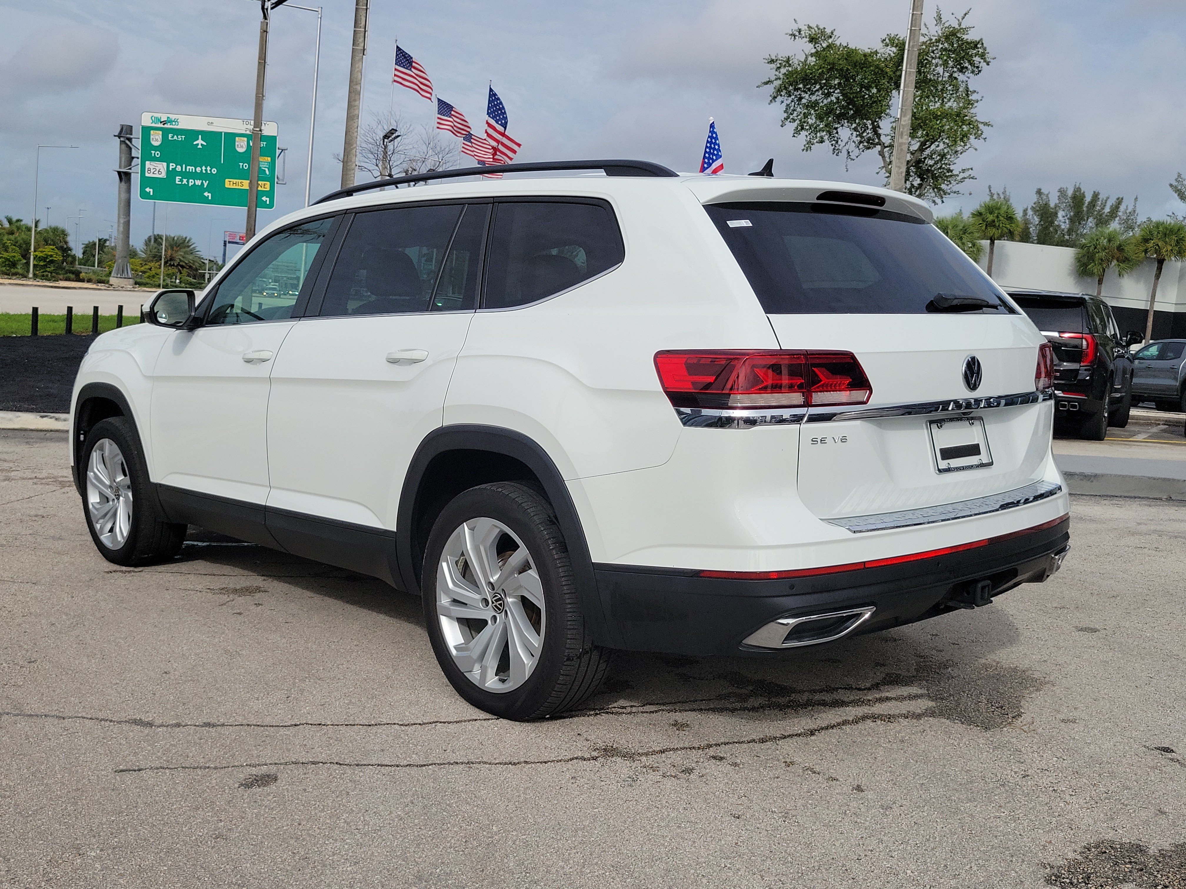 Used 2022 Volkswagen Atlas SE FWD image 7
